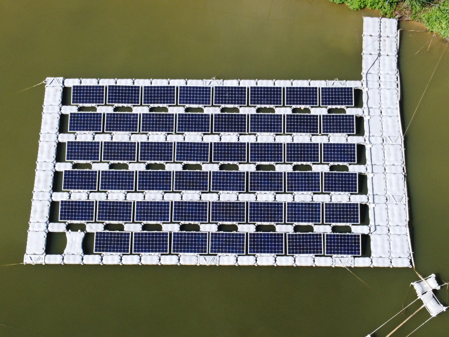 水上太陽能係統